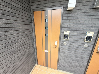 【玄関】 | ストロベリーハイツ