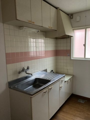 メゾンベレットのキッチン|使いやすいキッチンです。都市ガス用のガスコンロをご用意ください。