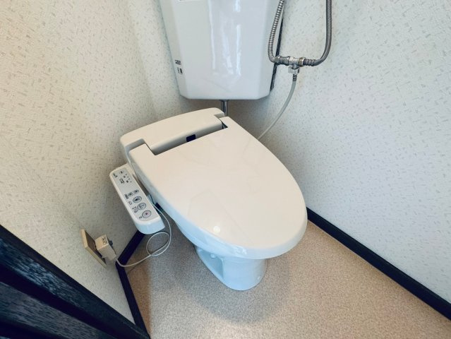 【トイレ】 | 【CP対象】メイゾン・ド・モンブラン麻生 | 清潔感のあるトイレです