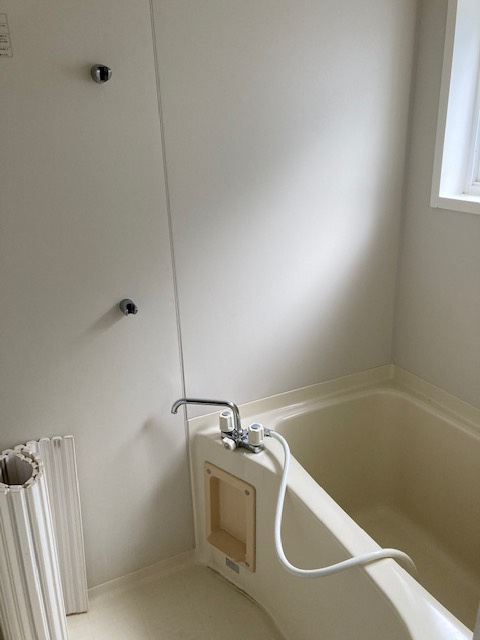 コーポクレストの浴室|日々の暮らしに欠かせないお風呂です