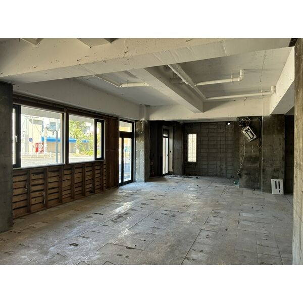 メゾン徳川【　1階路面店　】