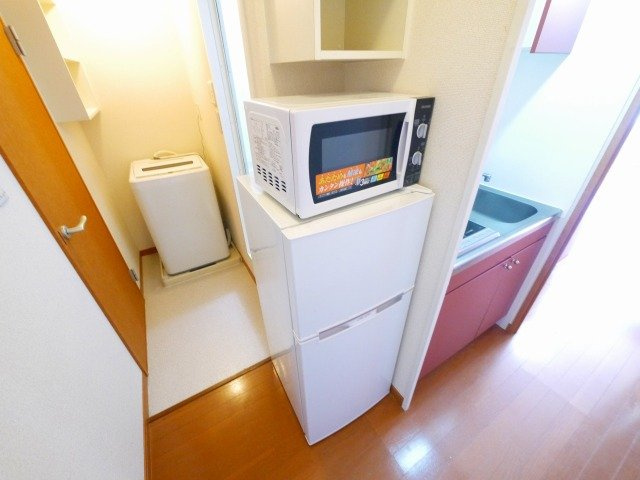 レオパレス八条Ⅱの設備|冷蔵庫置き場も確保。