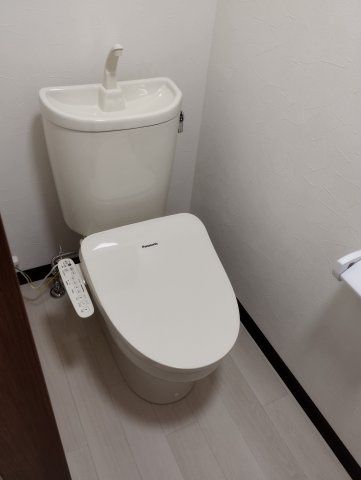 本町３丁目中古戸建（賃貸中）のトイレ