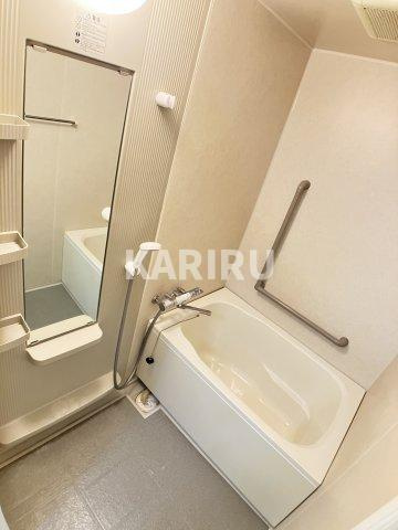 アンスプランドゥールの浴室