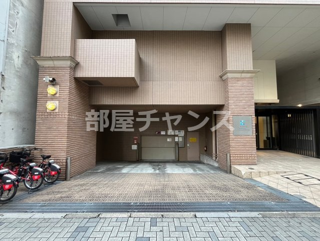 CASSIA錦本町通 旧スタジオスクエア錦の駐車場