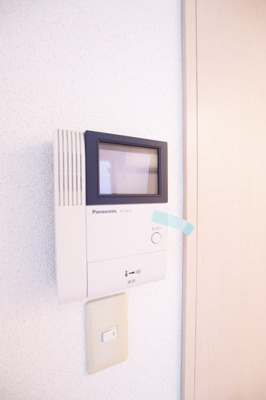 来訪者を確認できるTVモニターホン