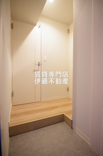 ラグゼナ浄心の玄関