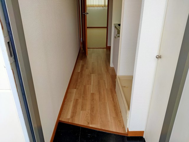 Natura SHINKOIWAの玄関|写真は218号室のもの、同タイプです。