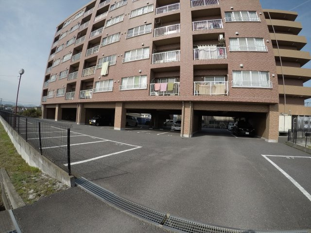 【駐車場】 | レクサスYOSHIOKA