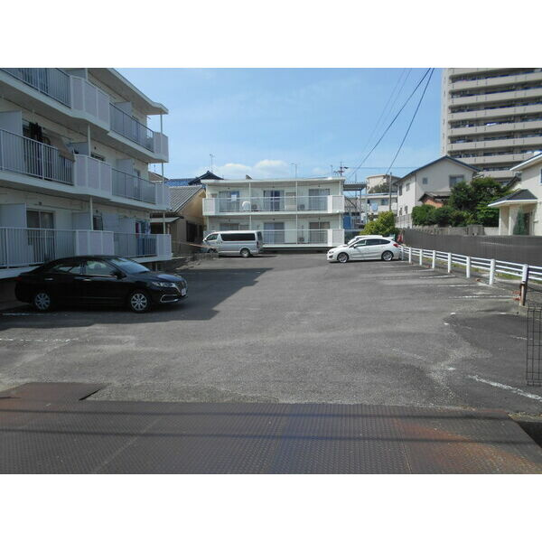 コーポ井村　Ｂ棟の駐車場