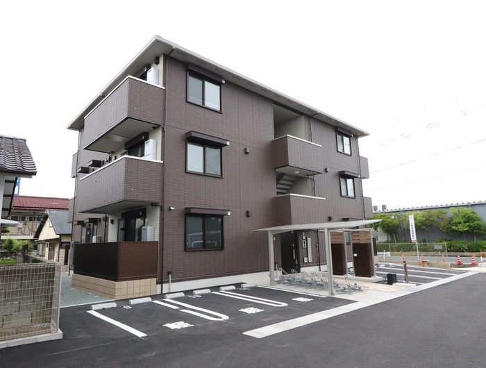 熊本市南区近見２丁目のアパート