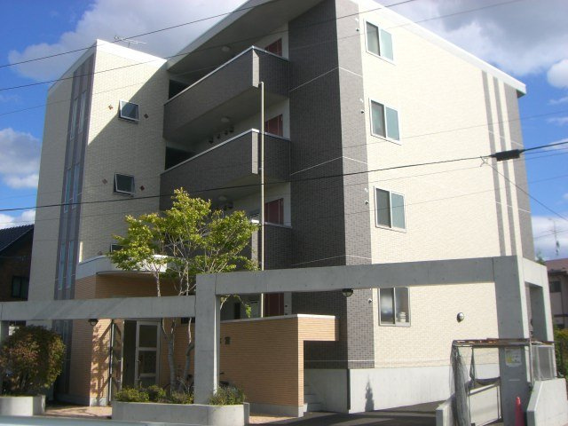 ラ・ペルラ下北沢