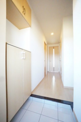 【玄関】 | グロリオーサ | ※同物件、同タイプのお部屋です