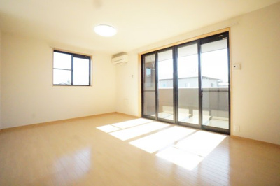 【居間・リビング】 | グロリオーサ | ※同物件、同タイプのお部屋です