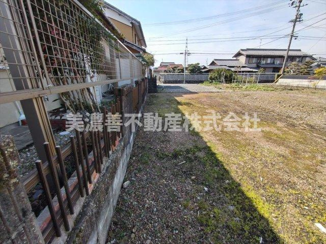 ６２９３３　岐阜市西改田夏梅土地の外観