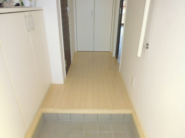 アローゼＢの玄関
