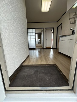 【玄関】 | サニータウンA棟