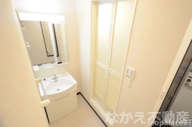 【洗面所】 | コンパクトで使いやすい洗面所