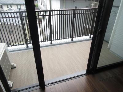 クレアドーレ京都二条のバルコニー