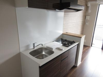 クレアドーレ京都二条のキッチン