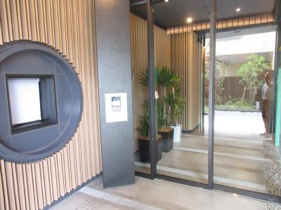 クレアドーレ京都二条のエントランス