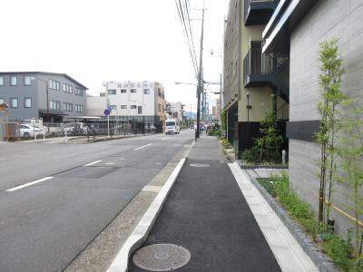 クレアドーレ京都二条の周辺|前面道路