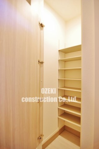 Avanza berl　Ⅱの玄関