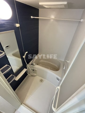 リバーサイド大今里の浴室