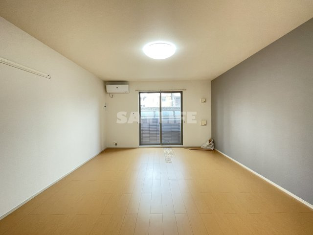 リバーサイド大今里の居間・リビング