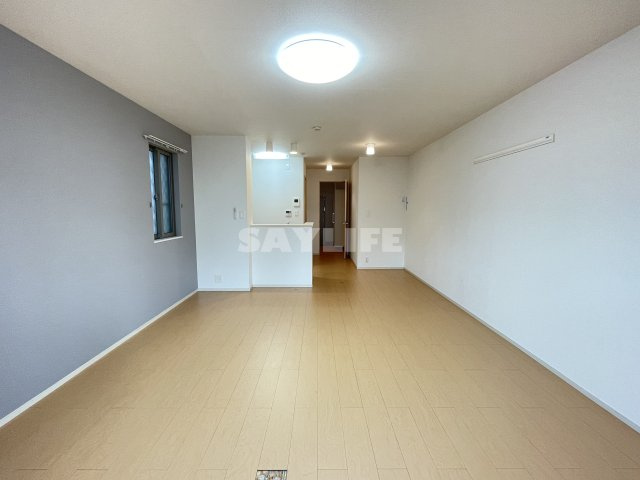 リバーサイド大今里の洋室