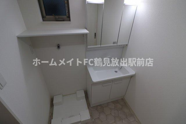 クリエオーレ茨田大宮Ⅱの独立洗面台