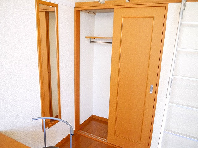 レオパレス西大寺ＬＲの収納|収納付きです