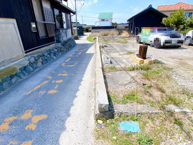 知多郡美浜町大字上野間の前面道路含む現地写真