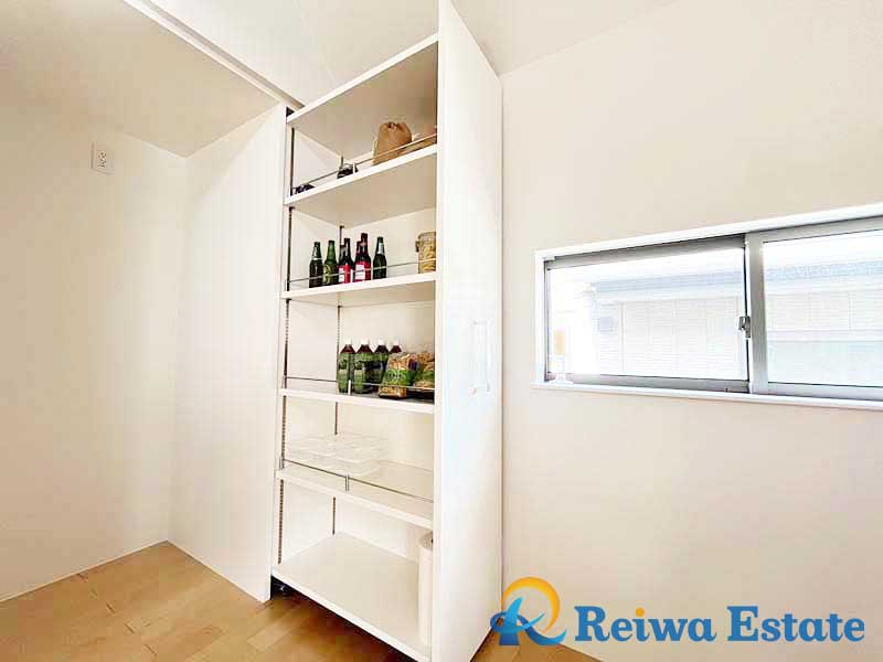 未入居戸建　藤沢市鵠沼桜が岡3丁目の収納