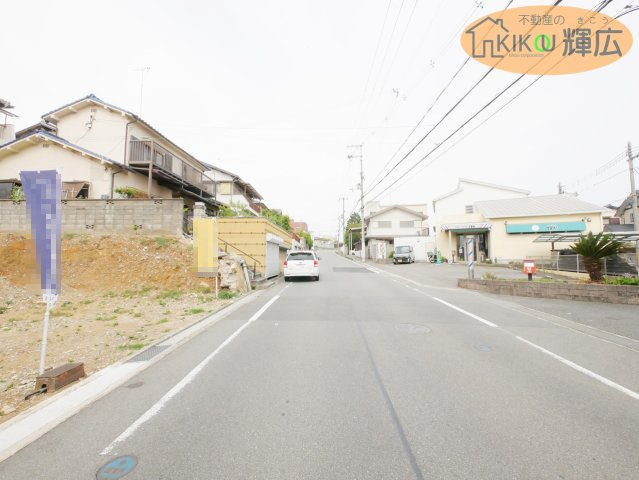 【前面道路含む現地写真】 | 明石市魚住町西岡　土地