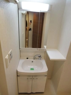 【洗面所】 | ネストピア大濠公園駅前 | 別号室の写真になります。現況優先。