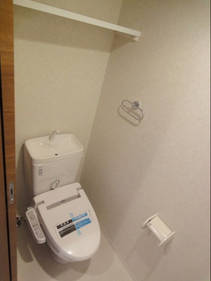 【トイレ】 | ネストピア大濠公園駅前 | 別号室の写真になります。現況優先。