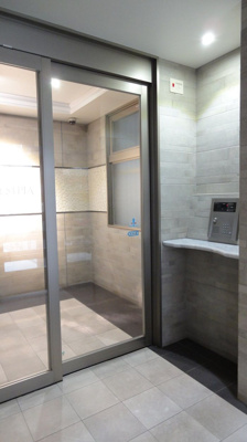 【エントランス】 | ネストピア大濠公園駅前