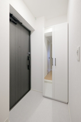 【玄関】 | ラフィーネ井尻Ⅱ-B棟 | 別号室の写真になります。現況優先。