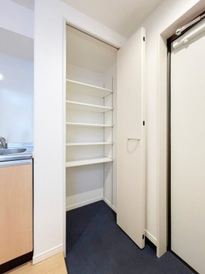 【玄関】 | blue moon j-Ⅱ | 別号室の写真になります。現況優先。