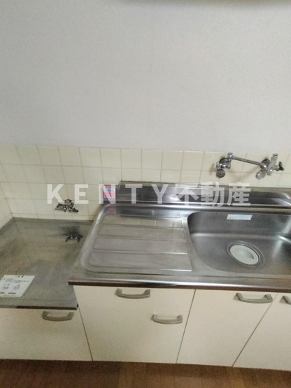 【キッチン】 | コーポ大谷 | お料理しやすいキッチンです