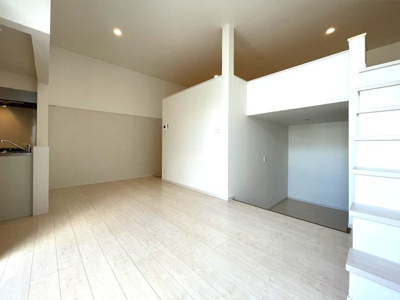 【居間・リビング】 | メゾンボーテ井尻 | 別号室の写真になります。現況優先。