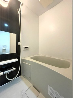 【浴室】 | メゾンボーテ井尻 | 別号室の写真になります。現況優先。