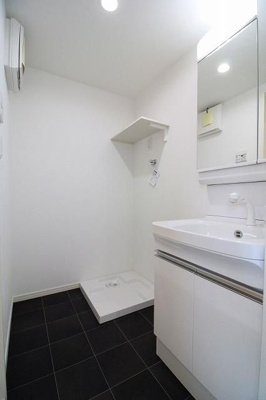 【洗面所】 | Fervore土井 | 別号室の写真になります。現況優先。