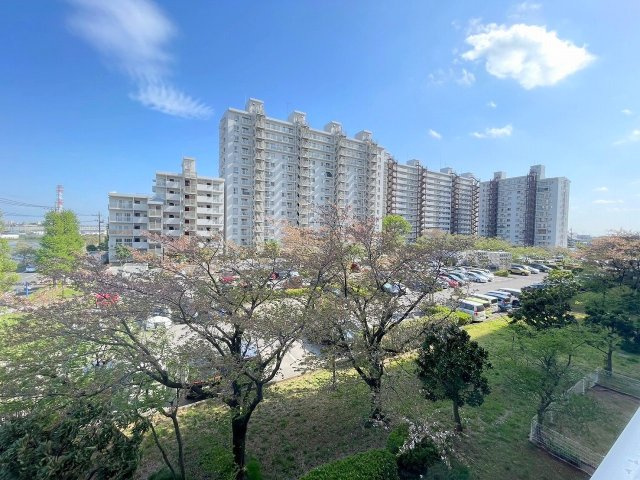 パークフィールドみさと　4街区1号館の展望|バルコニーからの眺めです