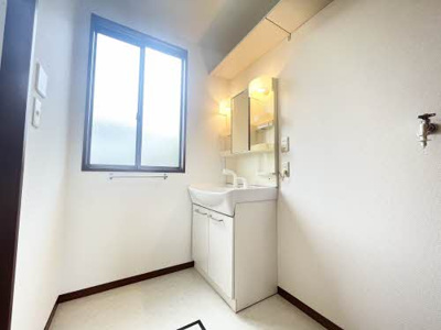 【洗面所】 | パルモ関谷