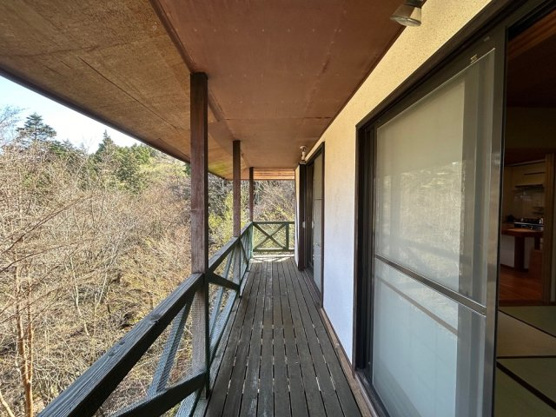 【バルコニー】 | 東急天城高原別荘地　戸建