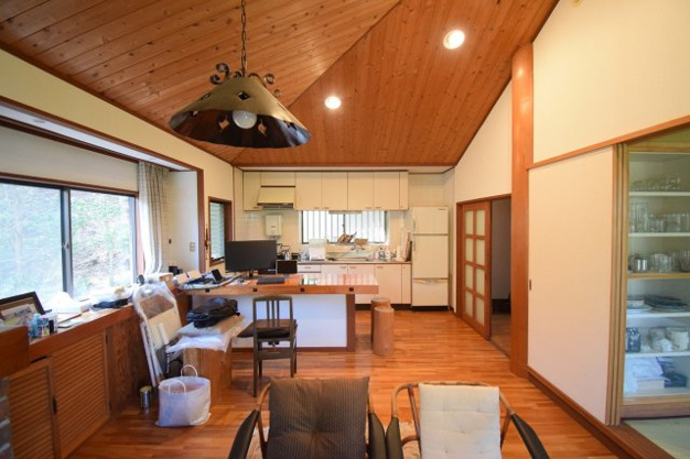 【居間・リビング】 | 東急天城高原別荘地　戸建