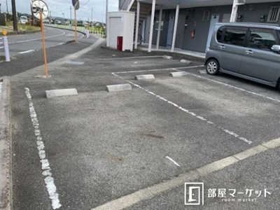 【駐車場】 | ソレイユハイヅ