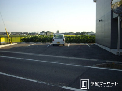 【駐車場】 | ソレイユハイヅ